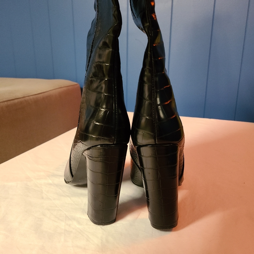 Steve Madden Nikitta Black Croc Textured Boots Size 8 - Picture 7 of 14